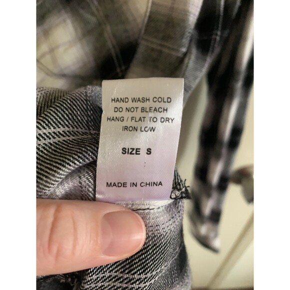 Amalli Talli Black Multi Tall Flannel Button Up Plaid SMALL - Picture 5 of 6